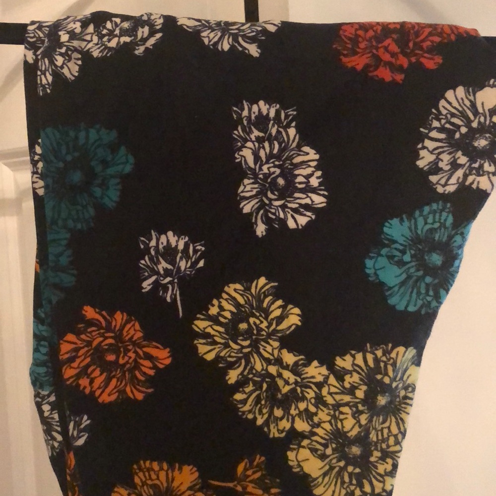 Lularoe Leggings TC Black Floral Orange Blue White